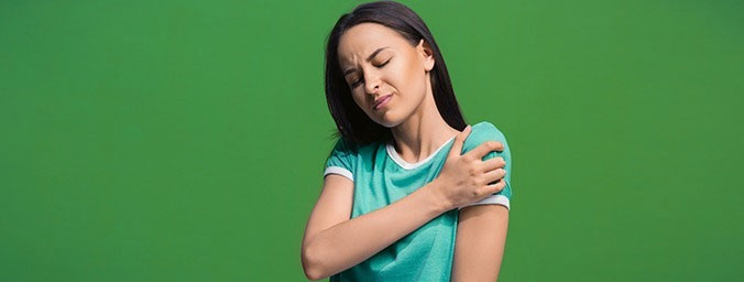 Easy and effective ways to exercise for frozen shoulder treatment